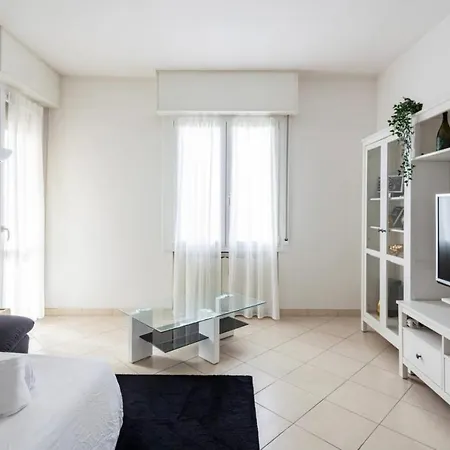 - Motor Valley-homes